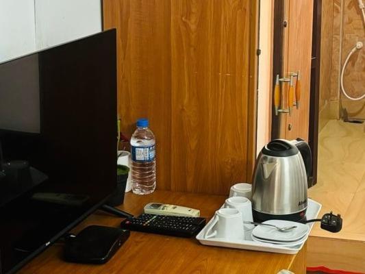Hotel Nelly Vavuniya Szoba fotó