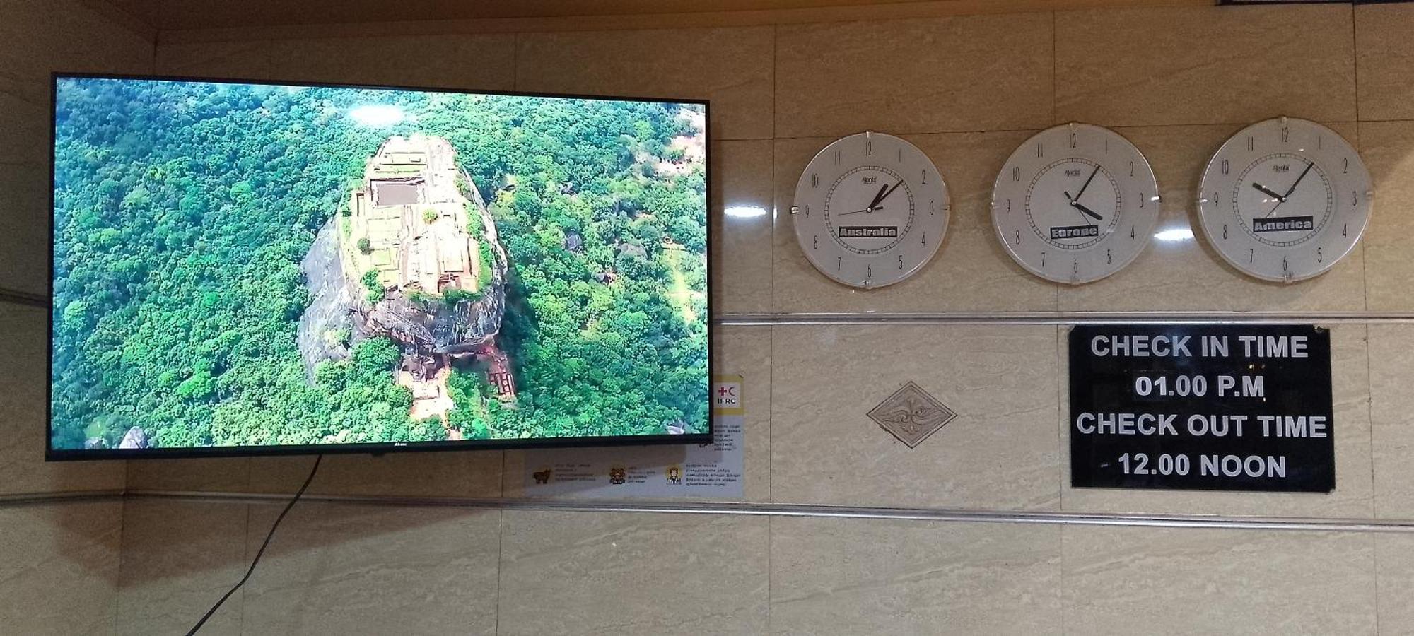 Hotel Nelly Vavuniya Kültér fotó