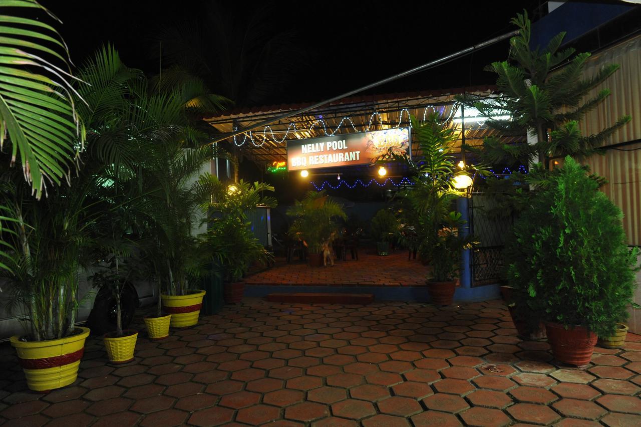 Hotel Nelly Vavuniya Kültér fotó